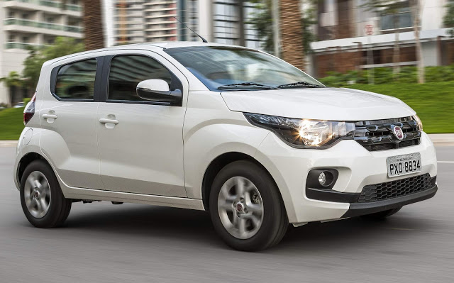 Carros de Bolsonaro: Toyota Corolla, Sprinter e Land Rover