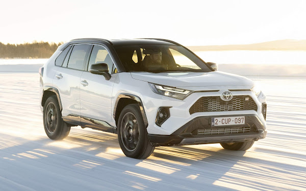 Novo Toyota RAV4 GR SPORT chega ao mercado - fotos e detalhes