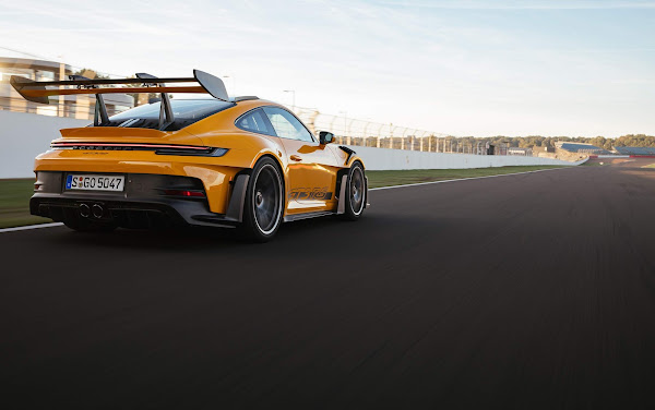 Porsche comemora 25 anos do 911 GT3